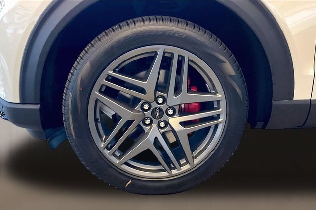 New 2026 Ford Explorer ST-Line w/ ST-Line Street Pack AWD/4WD image 11