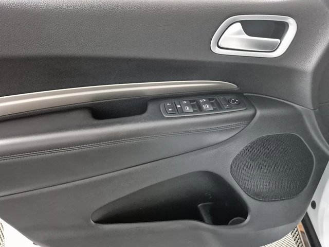 Used 2020 Dodge Durango SXT image 13