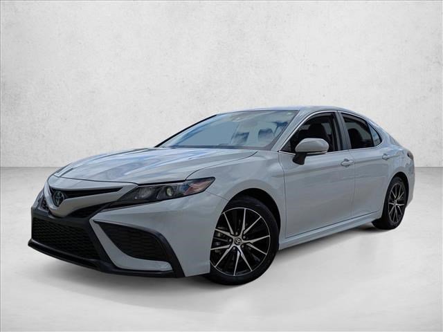 Used 2024 Toyota Camry SE