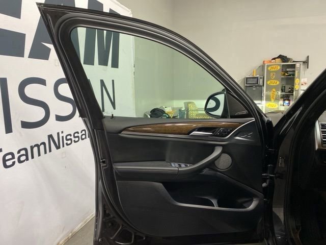 Used 2023 BMW X3 xDrive30i w/ Premium Package AWD/4WD image 9