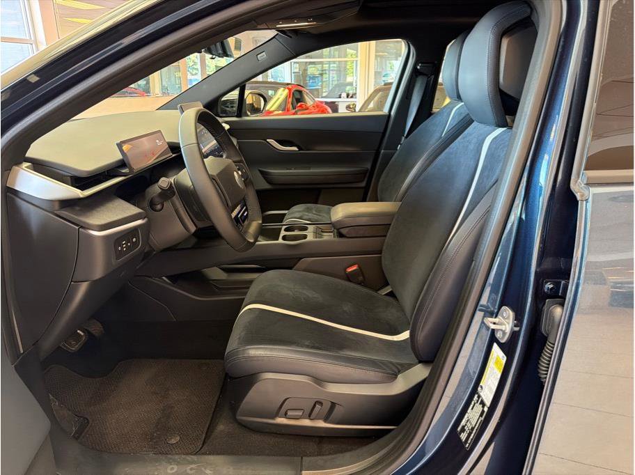 Used 2023 Fisker Ocean Extreme AWD/4WD image 9
