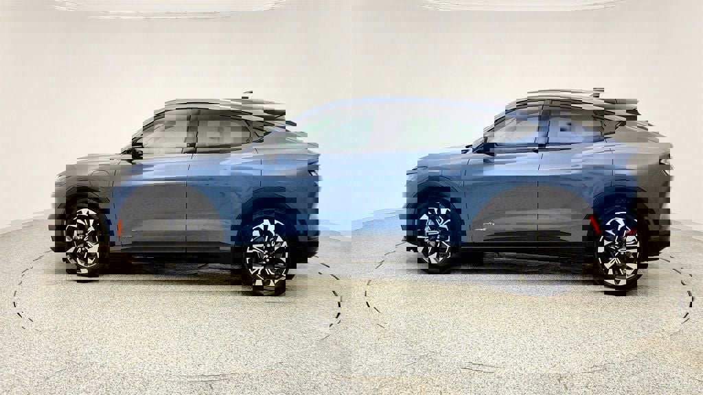 Used 2024 Ford Mustang Mach-E Select image 8