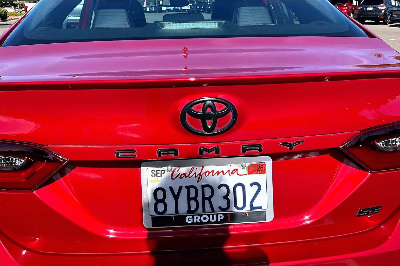 Used 2021 Toyota Camry SE w/ Convenience Package FWD image 30