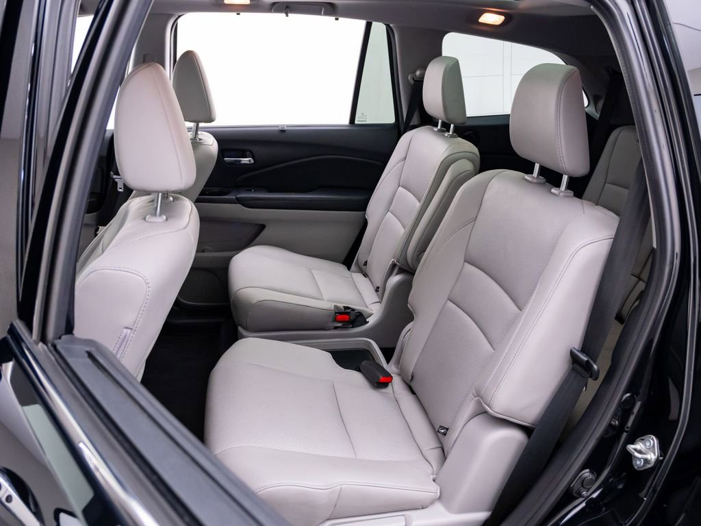 Certified 2018 Honda Pilot Elite image 17