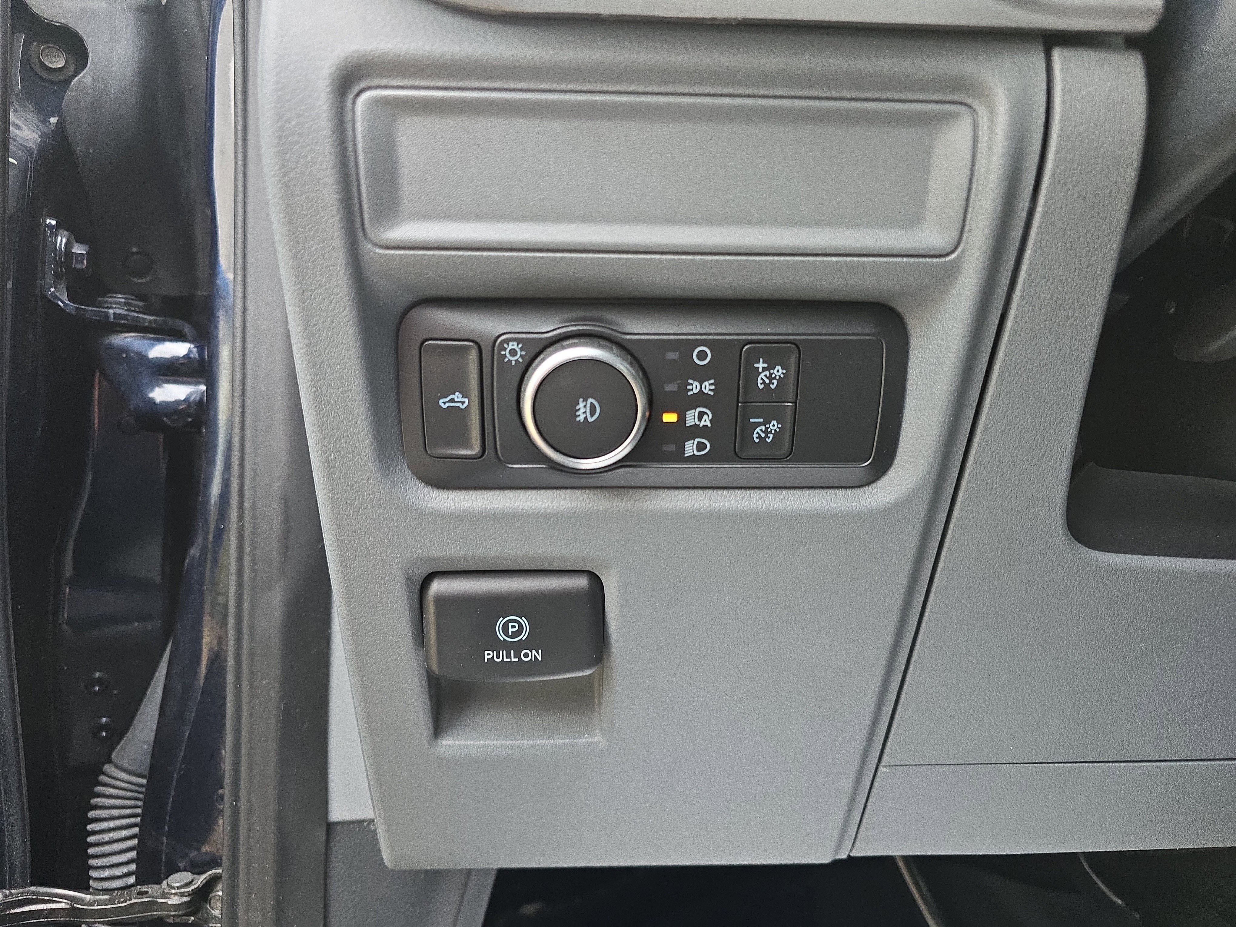 Used 2022 Ford F150 XLT image 19