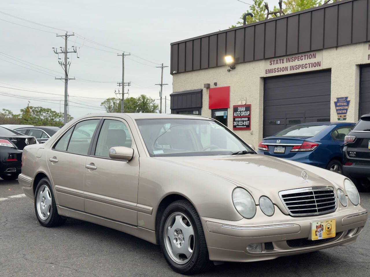 Used 2001 Mercedes-Benz E 320 Sedan image 8