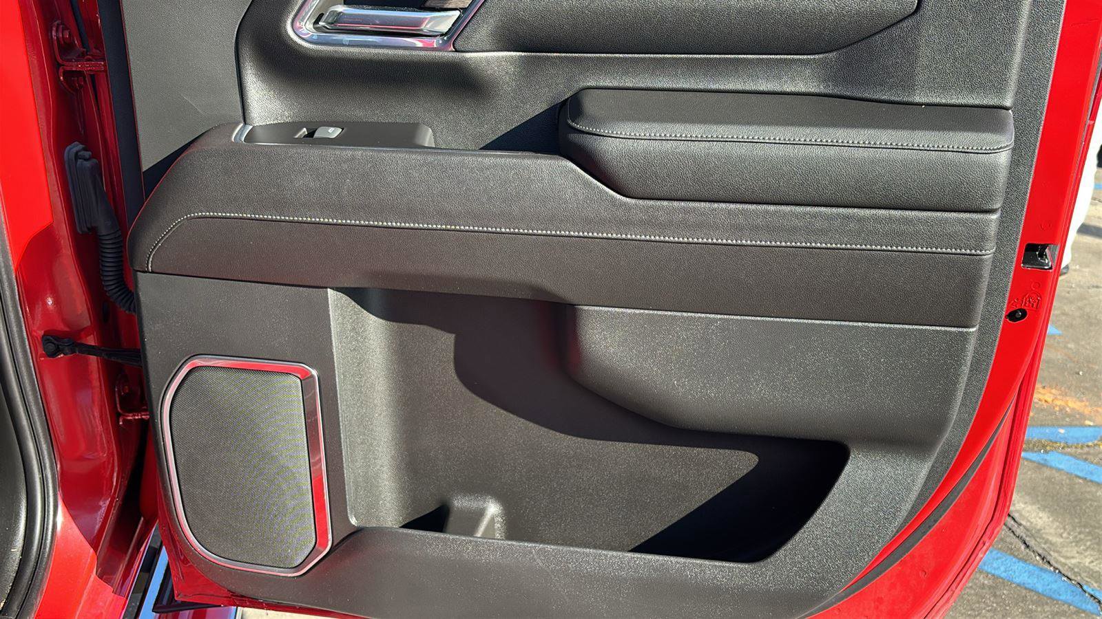 Certified 2024 Chevrolet Silverado 2500 LTZ w/ LTZ Convenience Package image 18