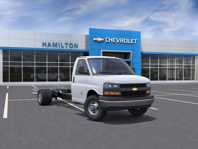 New 2026 Chevrolet Express 3500 w/ Power Convenience Package RWD image 3