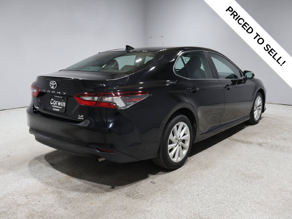 Used 2022 Toyota Camry LE AWD/4WD image 2