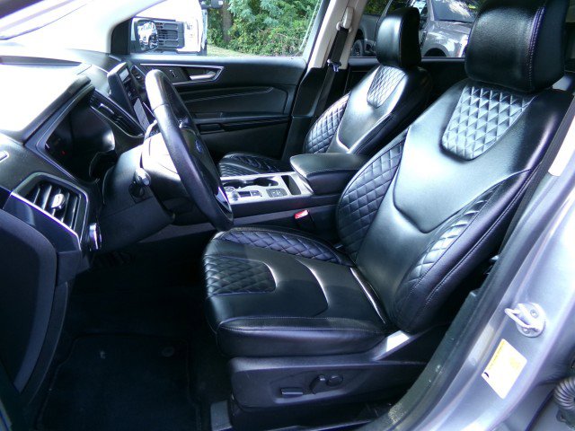 Used 2023 Ford Edge Titanium image 15