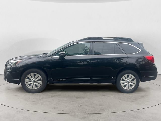 Used 2018 Subaru Outback 2.5i Premium AWD/4WD image 2