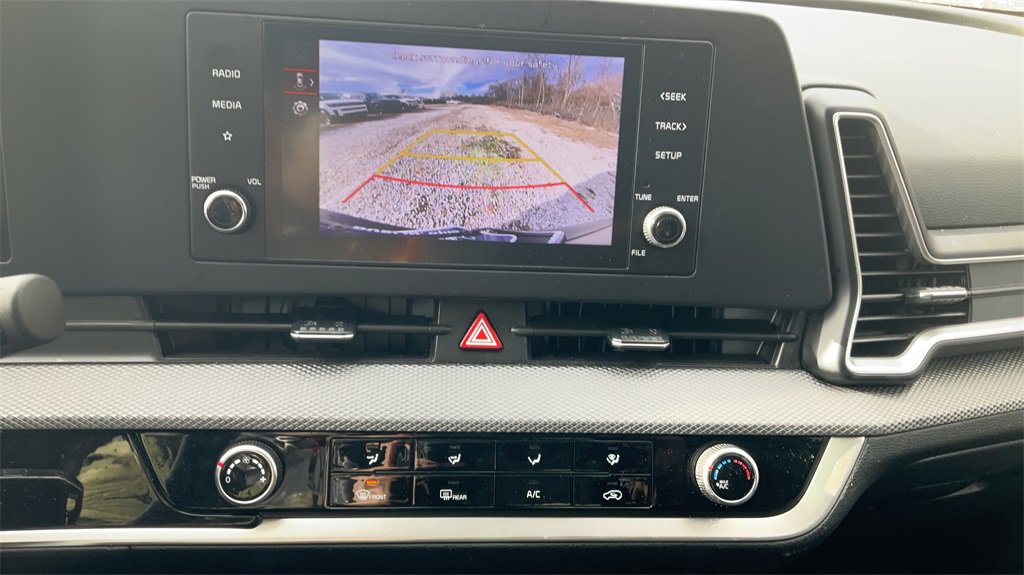 Used 2024 Kia Sportage LX image 22