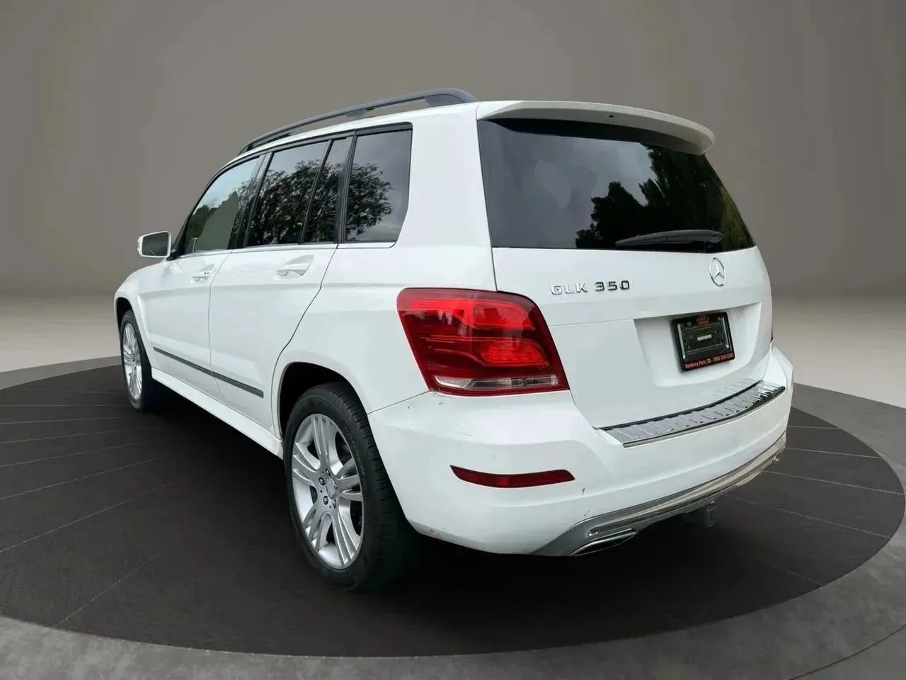 Used 2014 Mercedes-Benz GLK 350 2WD image 3