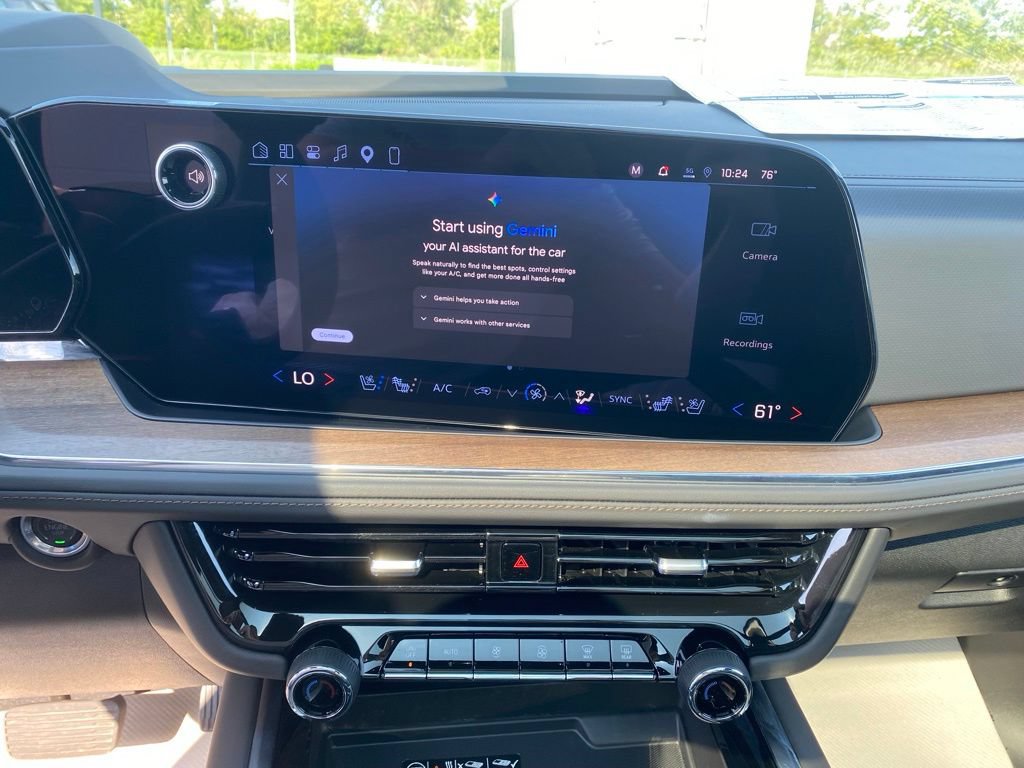 New 2026 Chevrolet Tahoe High Country AWD/4WD image 18
