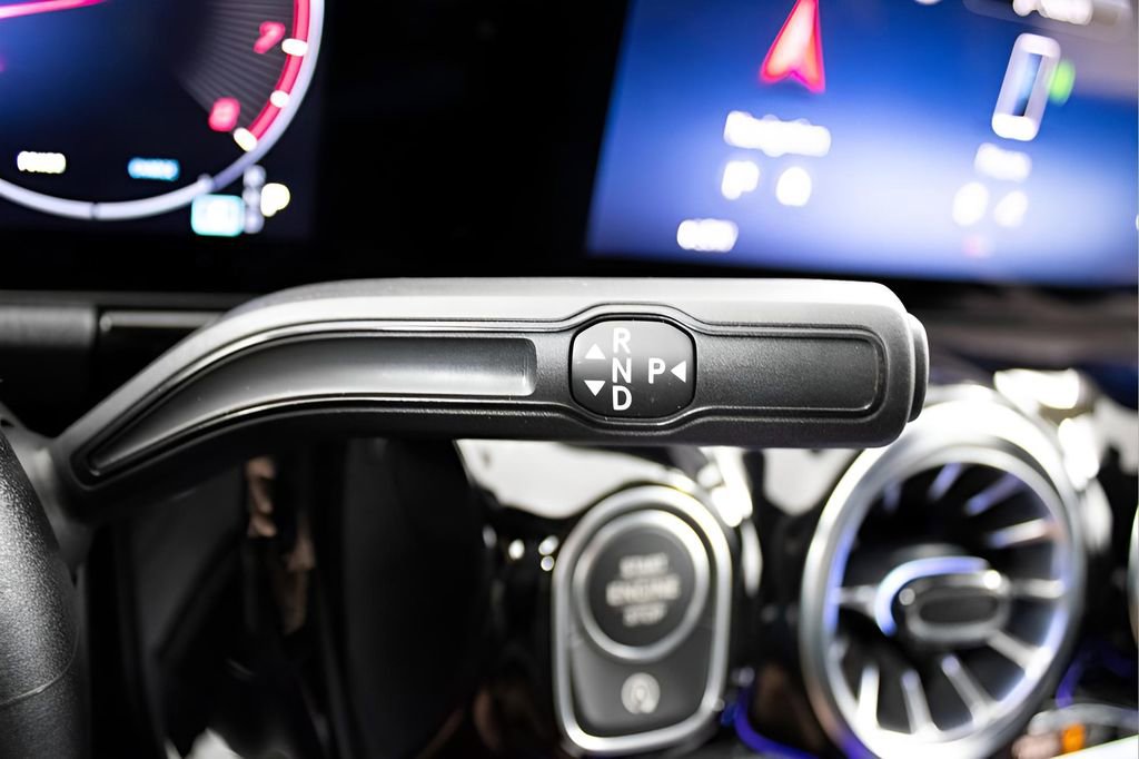 Used 2025 Mercedes-Benz GLA 250 image 19