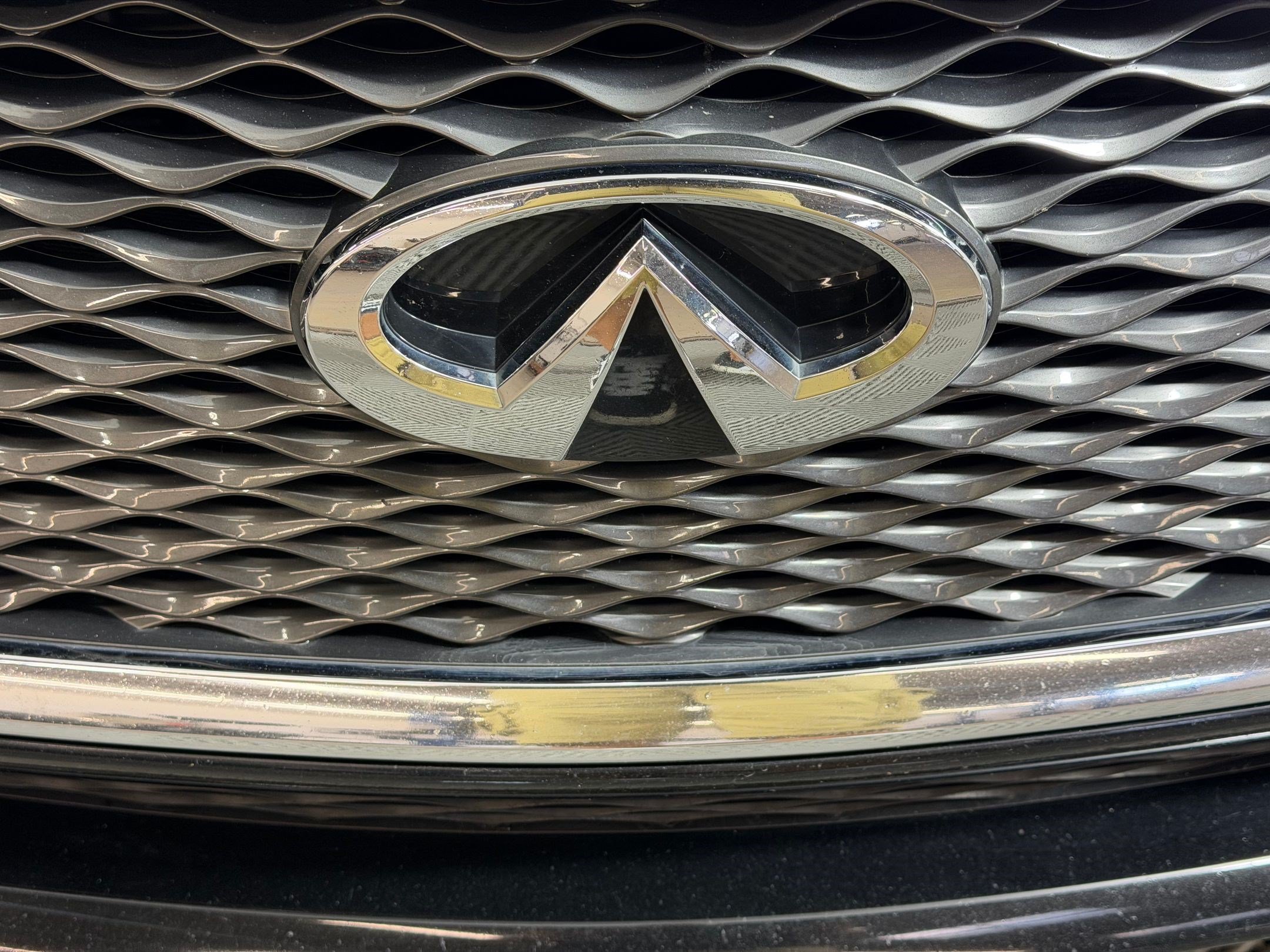 Used 2017 INFINITI Q60 3.0t w/ Premium Plus Package 3.0T AWD/4WD image 22