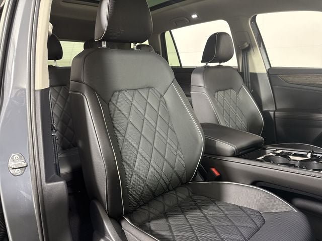 New 2026 Volkswagen Atlas SEL Premium R-Line AWD/4WD image 16