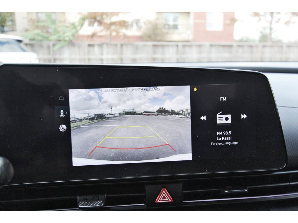 Certified 2025 Hyundai Elantra SEL image 27