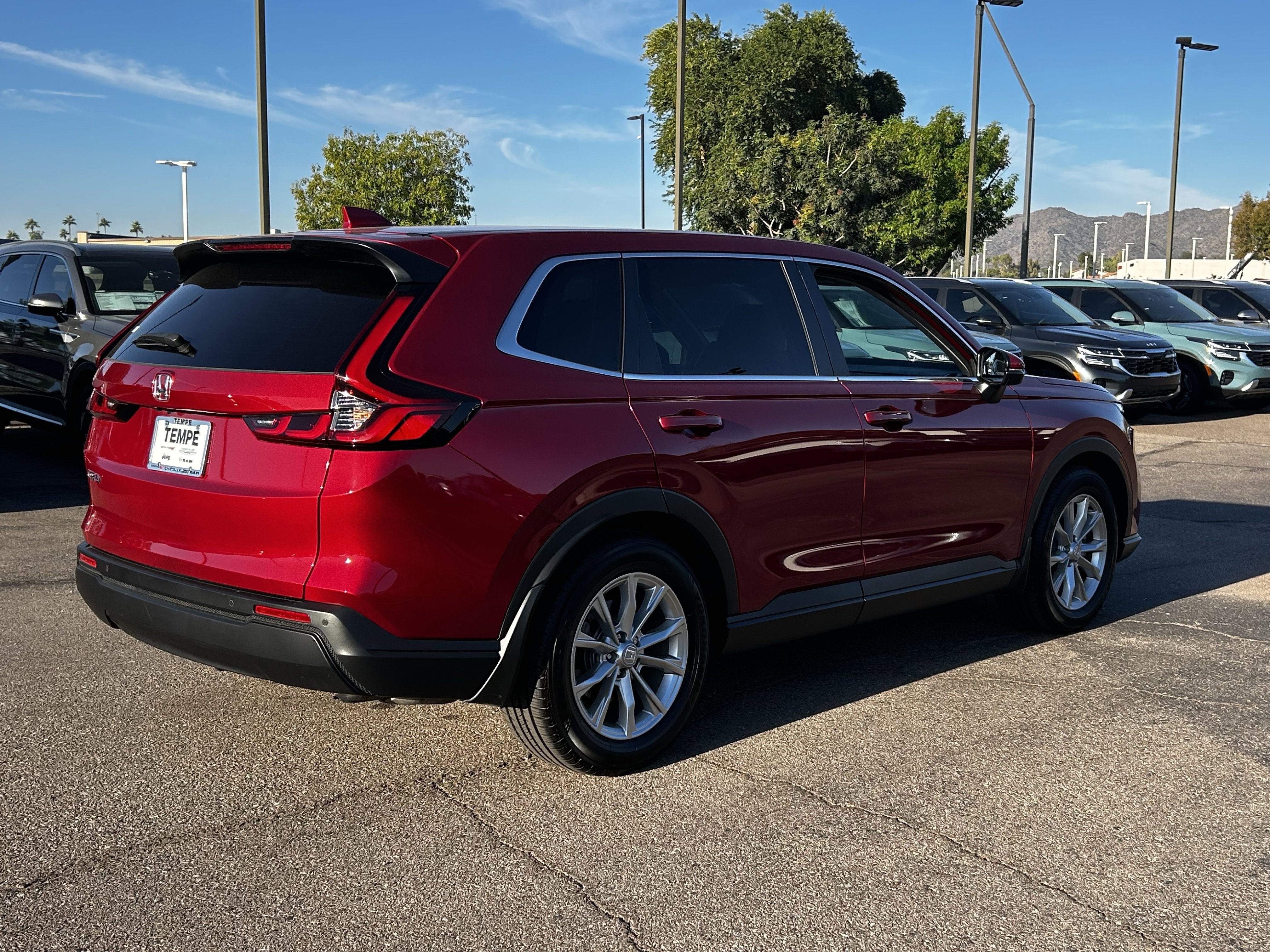 Used 2024 Honda CR-V EX-L image 7