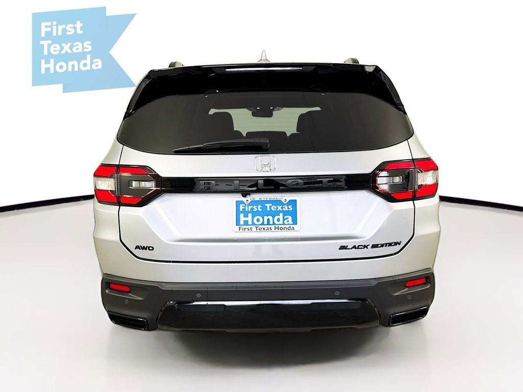 New 2026 Honda Pilot Black Edition image 7