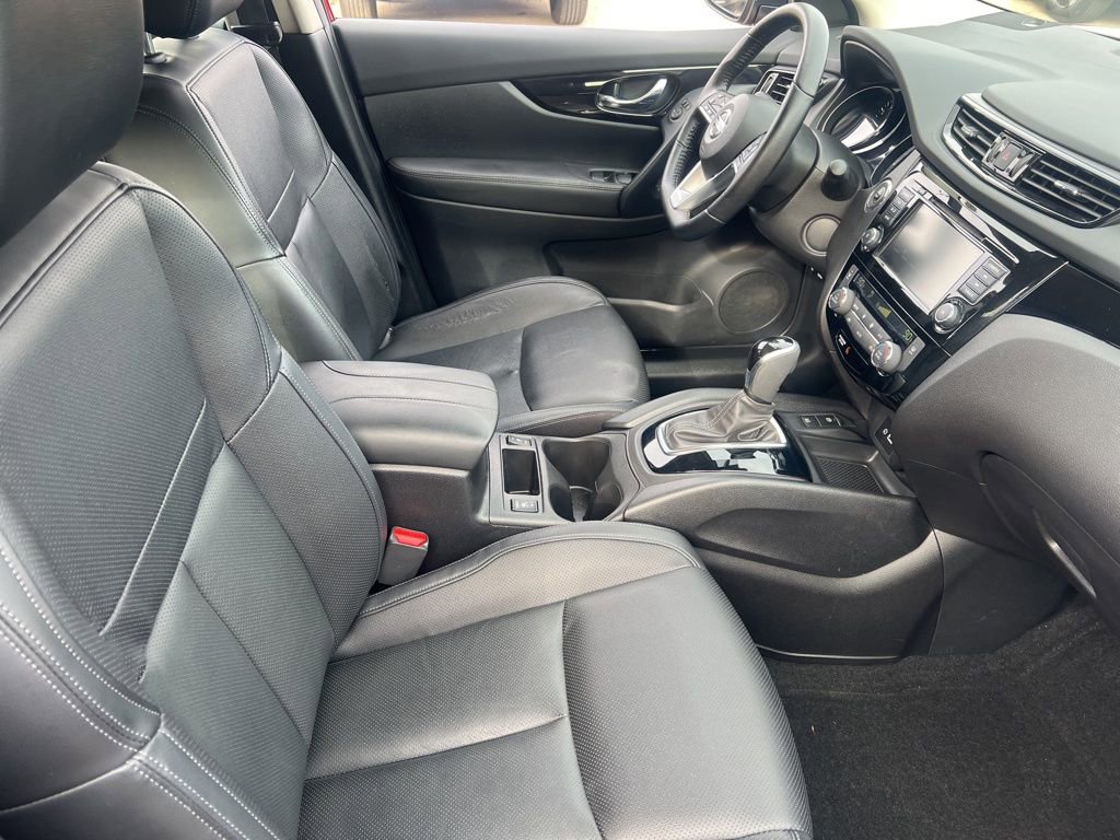 Certified 2022 Nissan Rogue Sport SL image 20