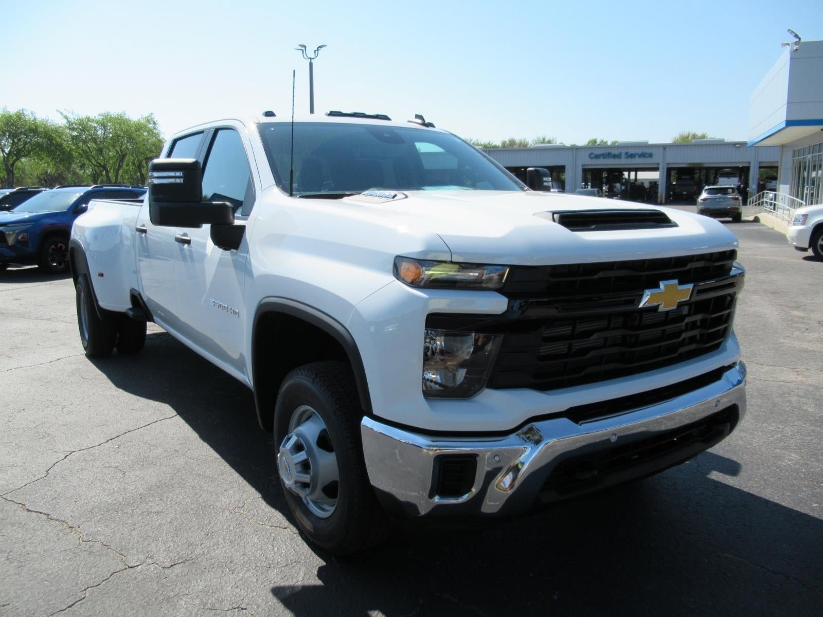 New 2026 Chevrolet Silverado 3500 W/T AWD/4WD image 3