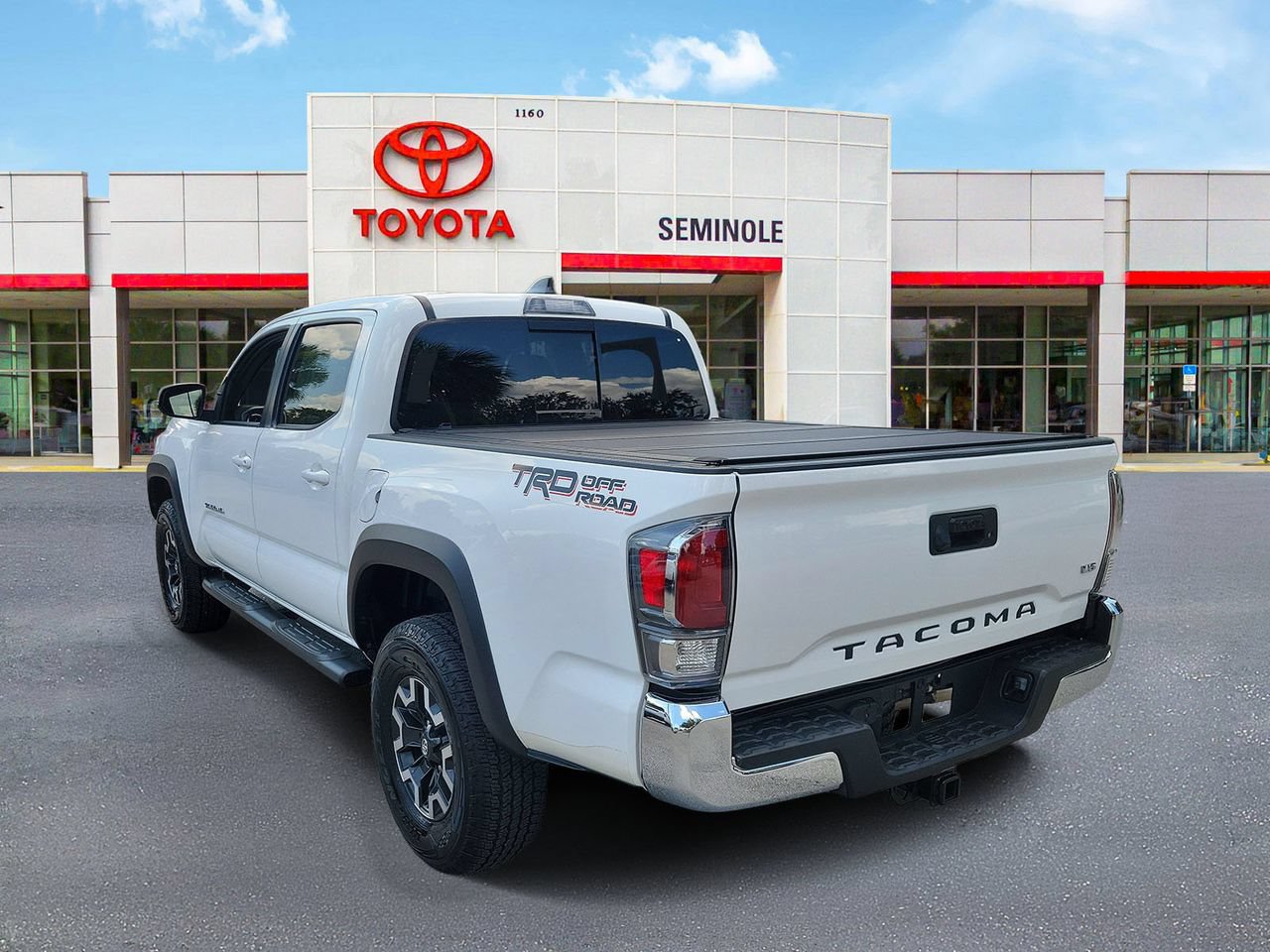 Used 2021 Toyota Tacoma TRD Off-Road RWD image 4