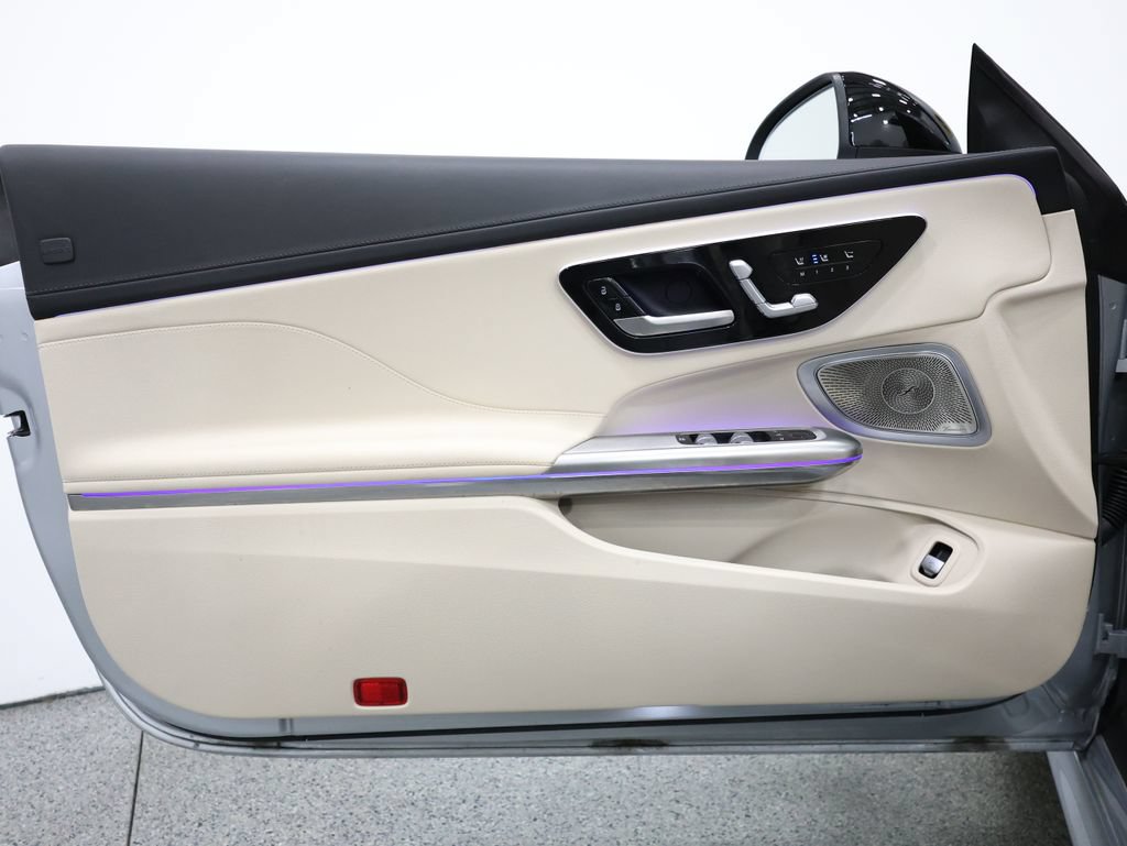 Certified 2024 Mercedes-Benz CLE 450 4MATIC Cabriolet image 12
