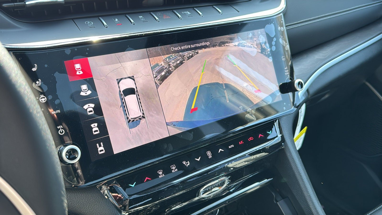 New 2026 Jeep Grand Cherokee Limited AWD/4WD image 29