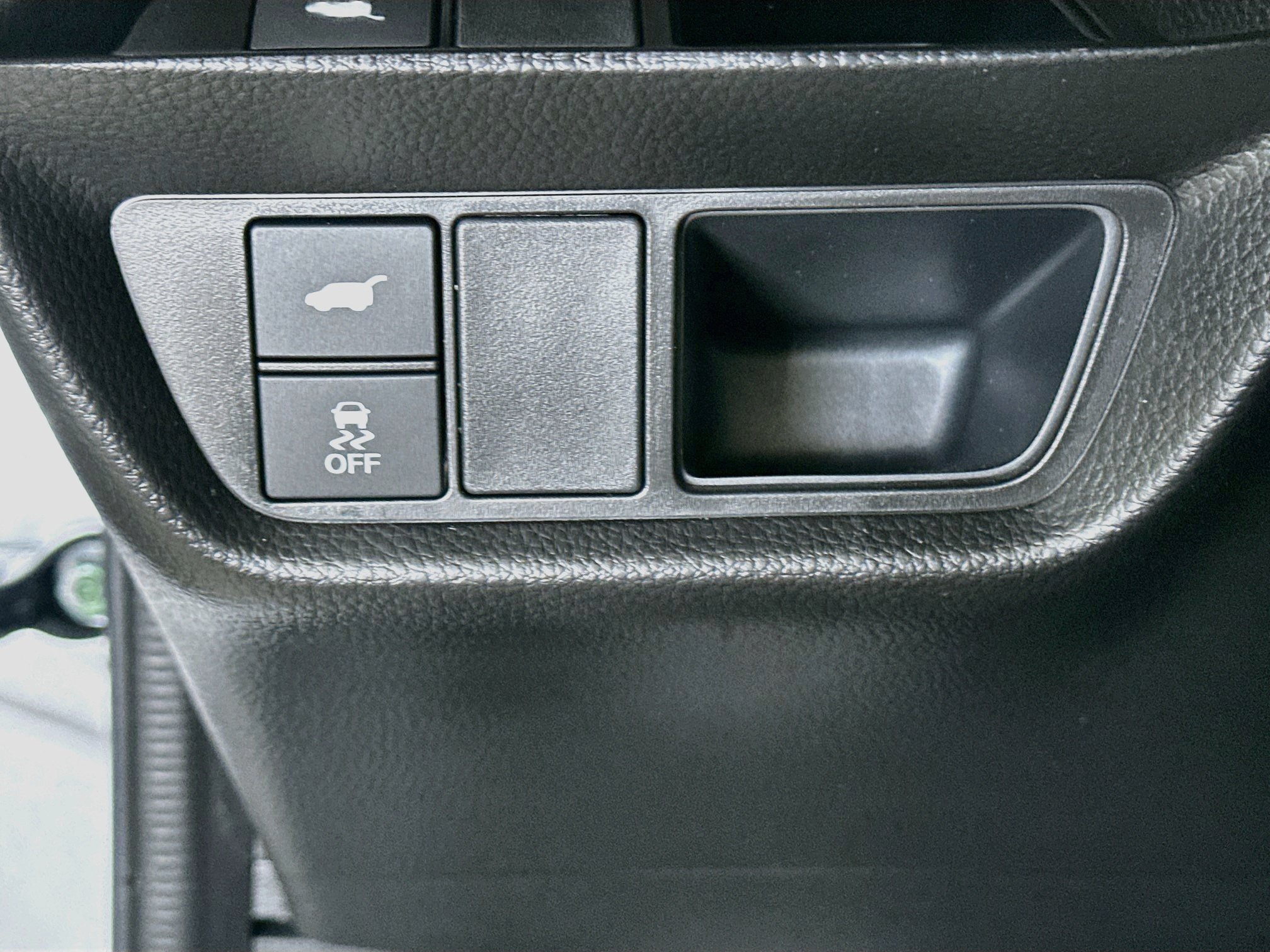 Used 2025 Acura ADX FWD image 17