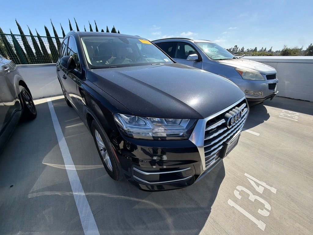 Used 2019 Audi Q7 2.0T Premium AWD/4WD image 3
