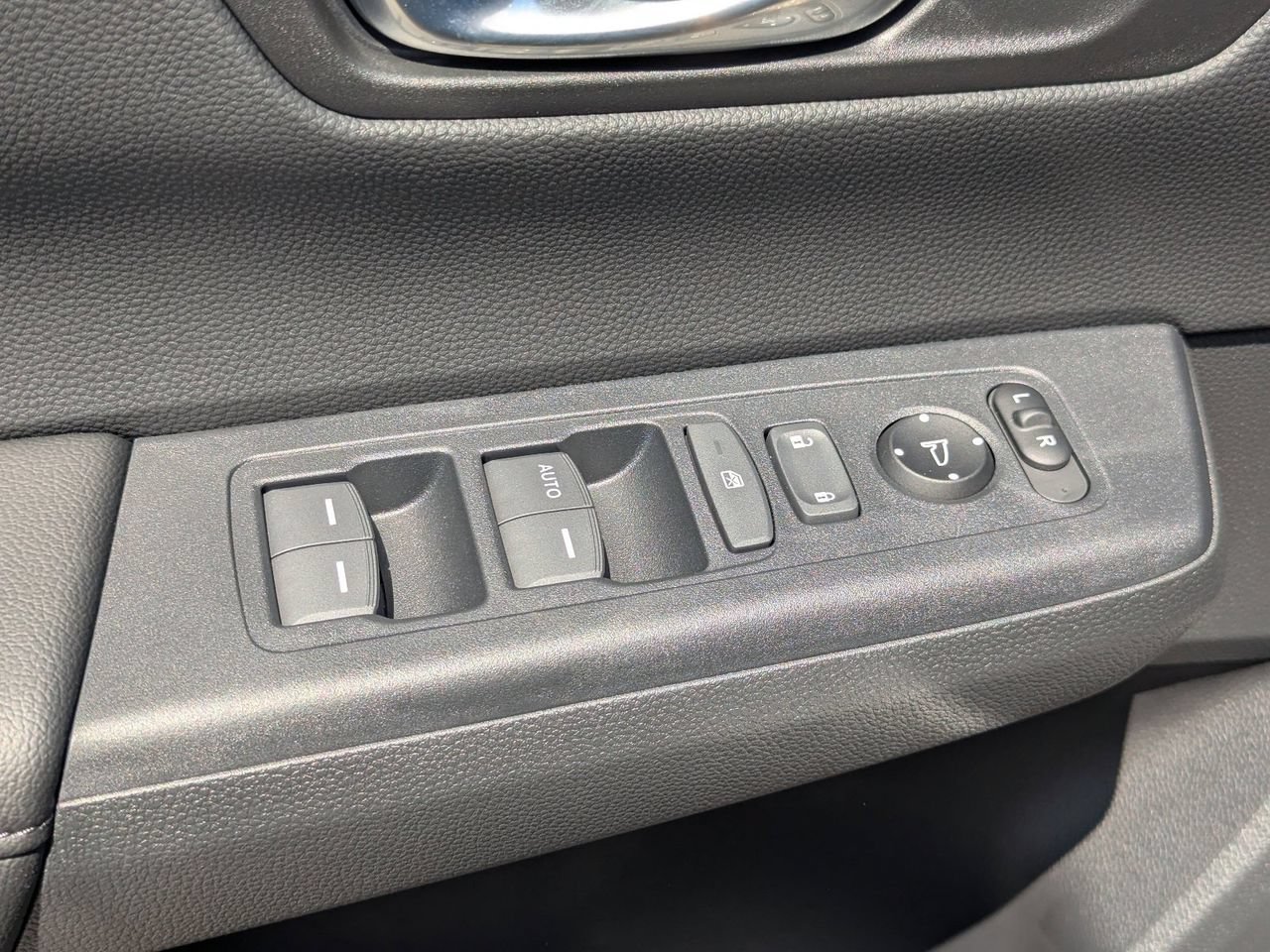 New 2026 Honda CR-V LX image 13