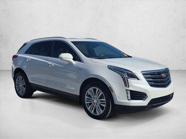 Used 2018 Cadillac XT5 Premium Luxury w/ Driver Assist Package FWD image 3