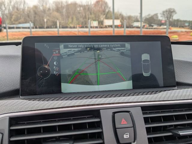 Used 2016 BMW M4 Convertible image 17