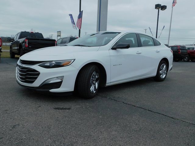 Used 2022 Chevrolet Malibu LS image 4