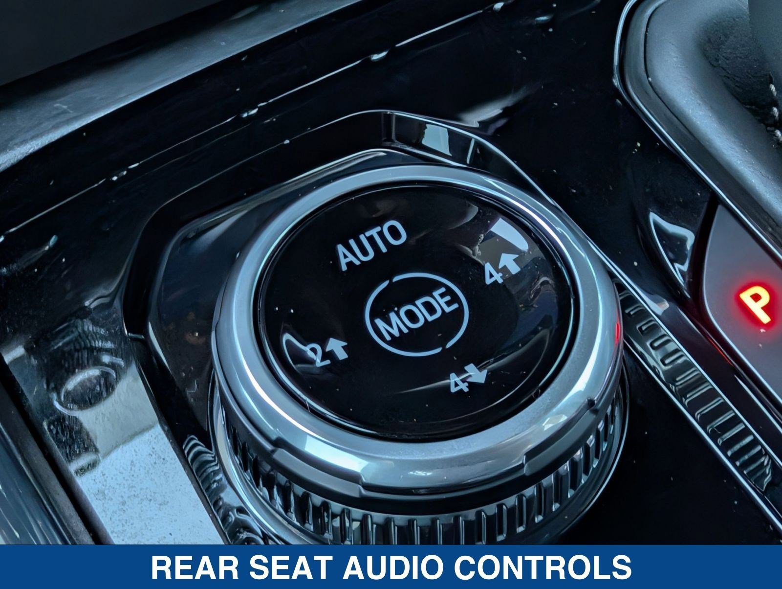 Used 2024 GMC Canyon Denali image 31