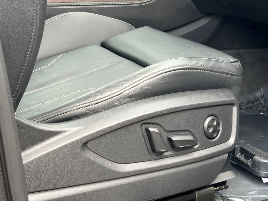 Used 2024 Audi Q5 2.0T Premium Plus image 14