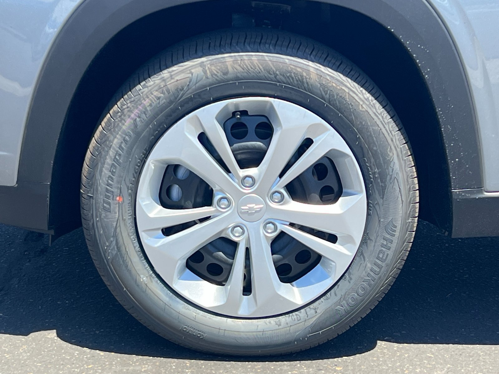 New 2026 Chevrolet Trax LS w/ Driver Confidence Package FWD image 24