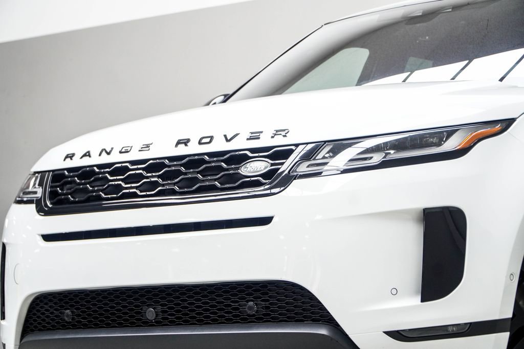 Used 2020 Land Rover Range Rover Evoque SE image 2