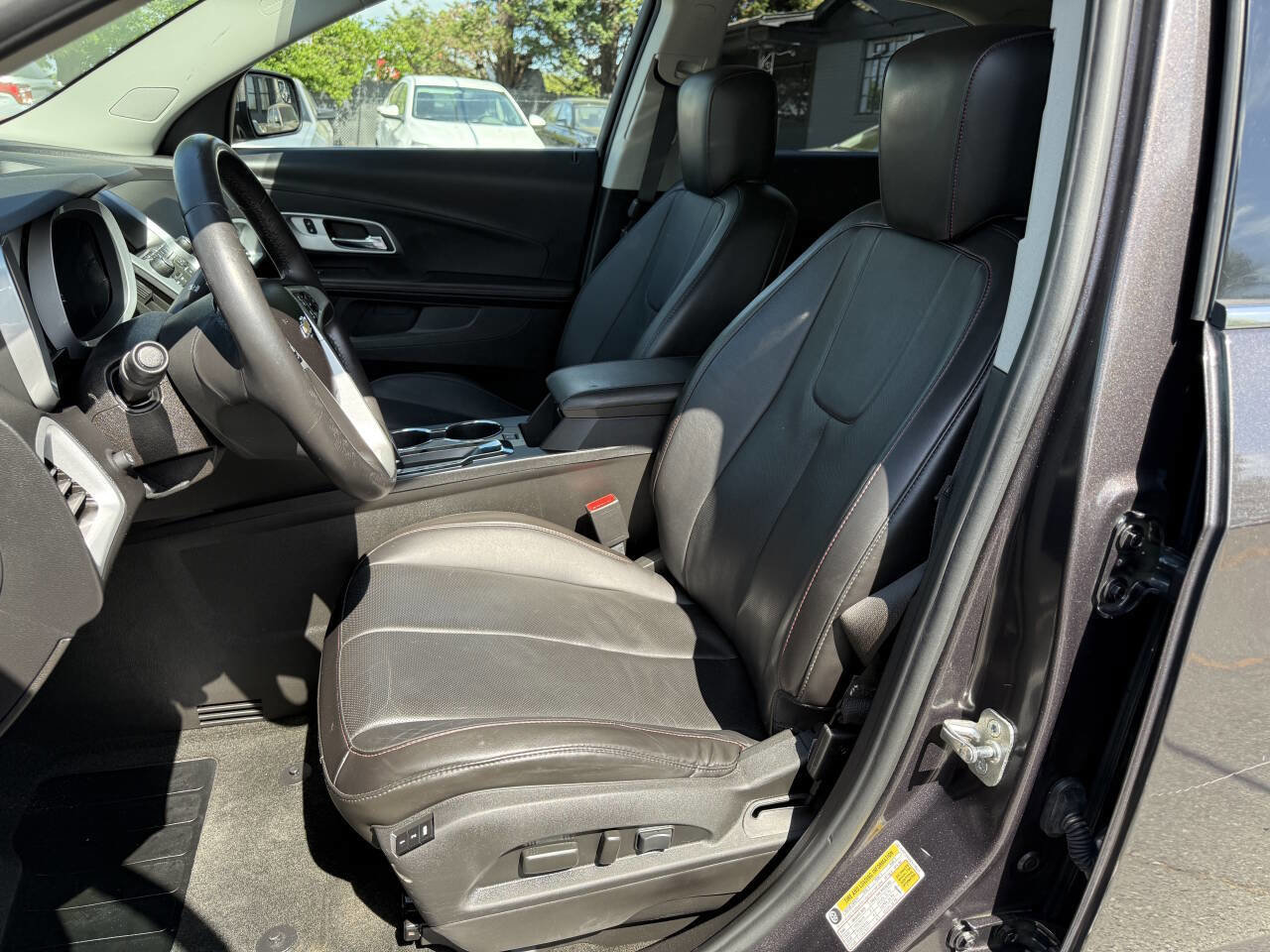 Used 2014 Chevrolet Equinox LTZ FWD image 9