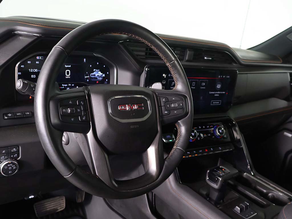 Used 2024 GMC Sierra 1500 AT4 w/ Technology Package AWD/4WD image 24