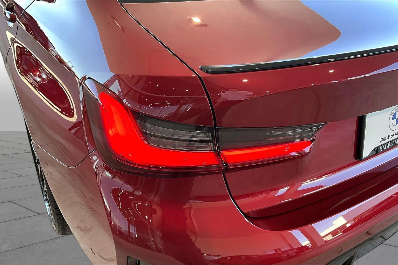 New 2026 BMW 330i Sedan w/ M Sport Package RWD image 15
