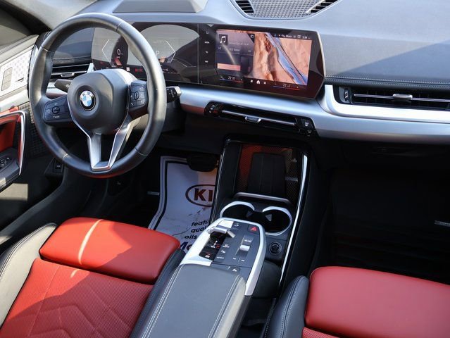 Used 2024 BMW X1 xDrive28i w/ Premium Package image 15
