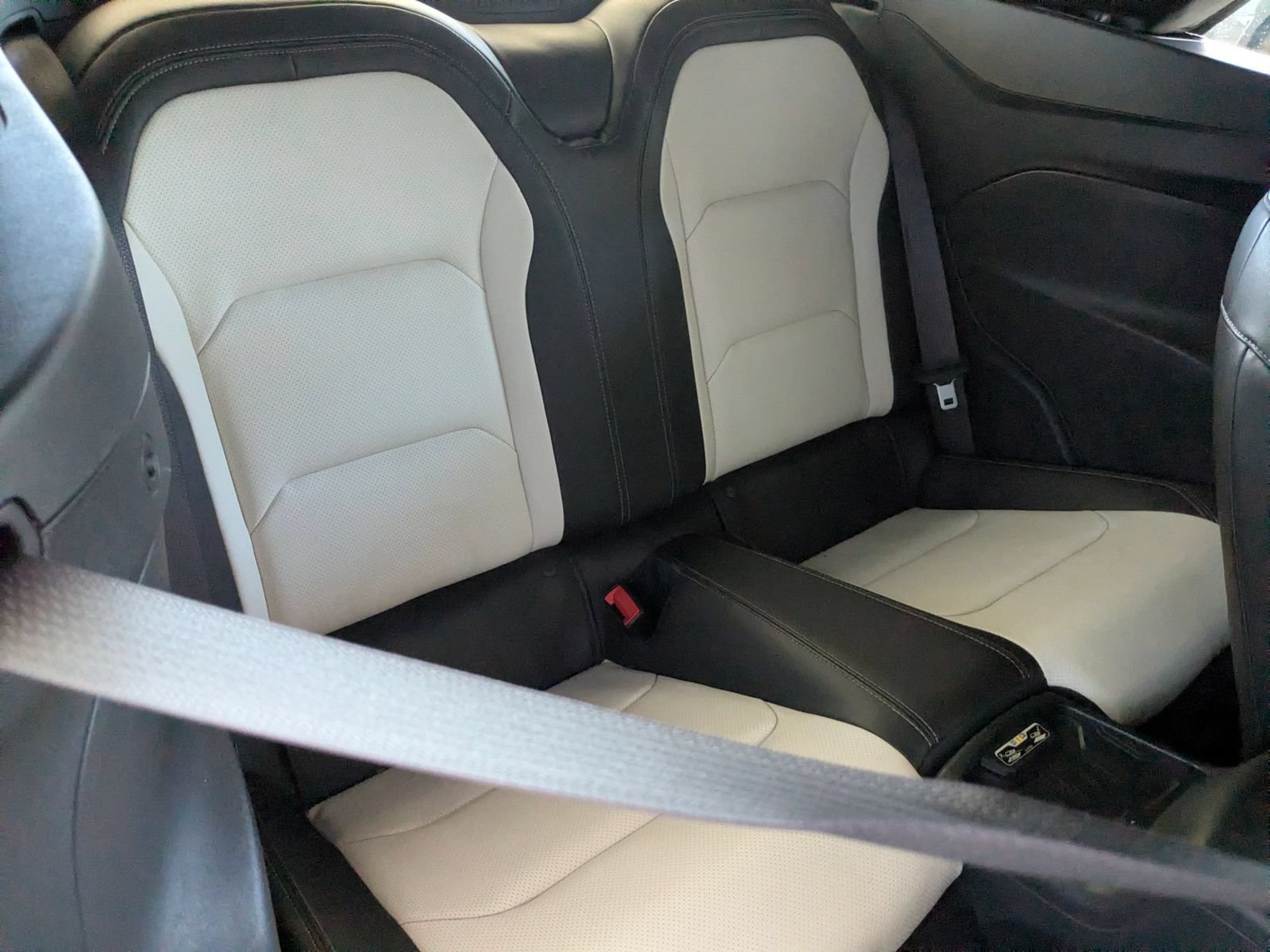 Used 2016 Chevrolet Camaro LT RWD image 22