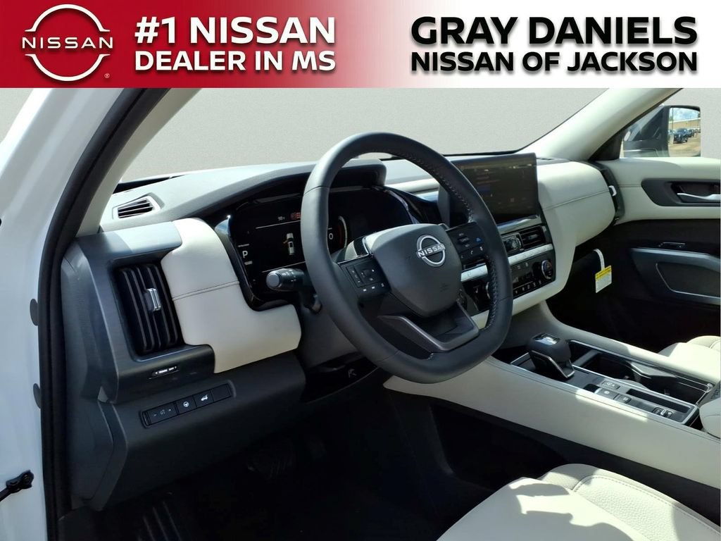New 2026 Nissan Pathfinder SL FWD image 11
