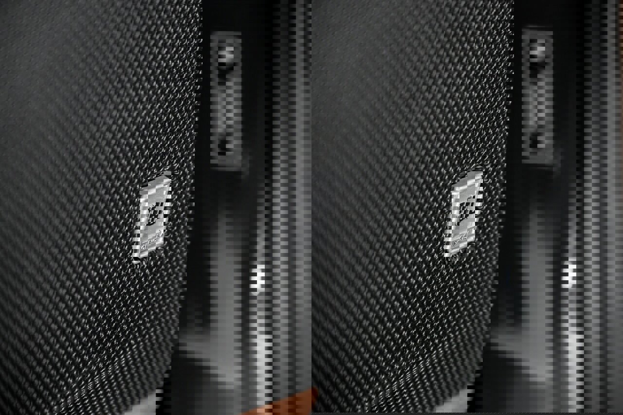 Used 2024 Ferrari SF90 Spider image 22