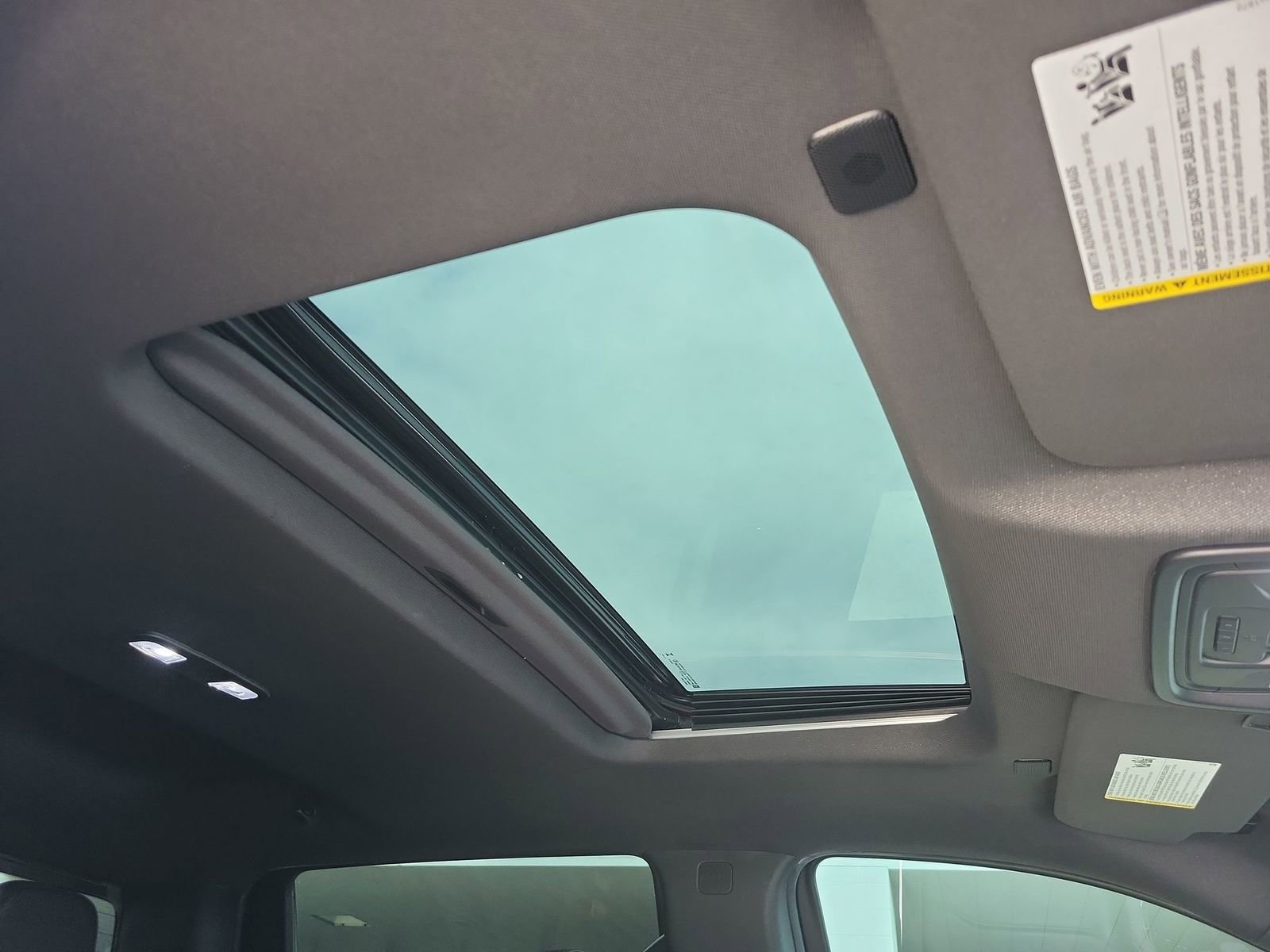 Certified 2024 GMC Sierra 1500 AT4 w/ Technology Package image 19