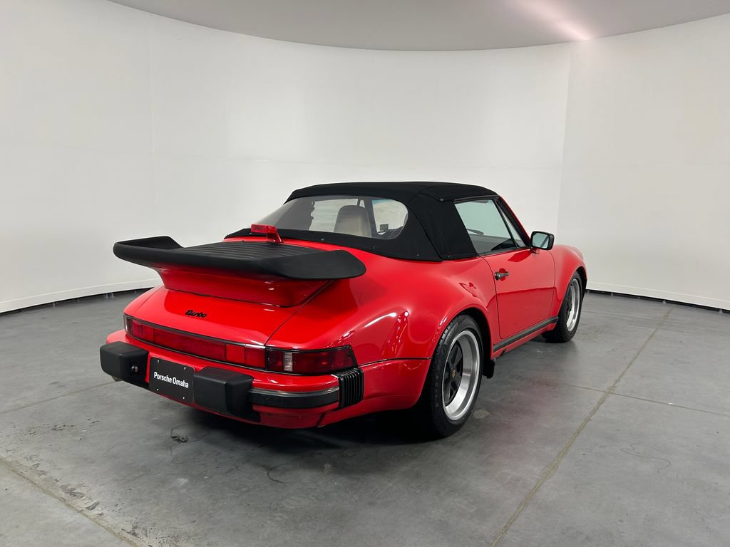 Used 1987 Porsche 911 Carrera RWD image 7