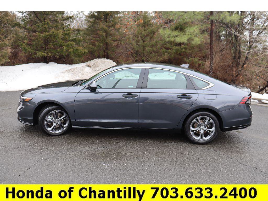 Certified 2025 Honda Accord EX-L image 4