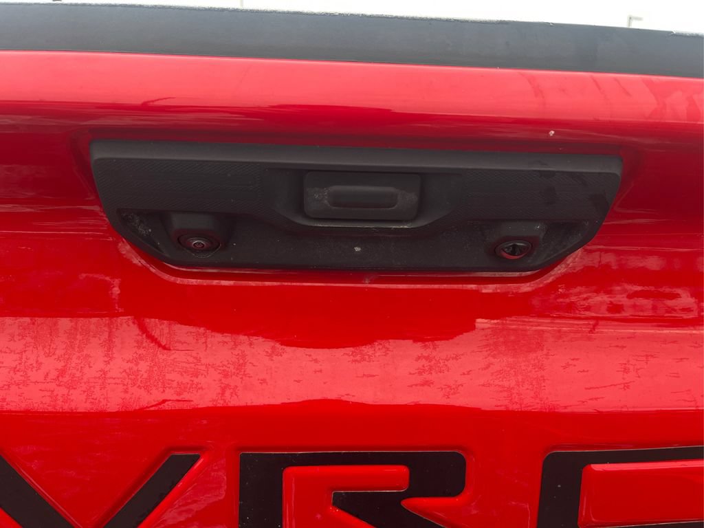 Used 2025 Chevrolet Silverado 1500 LT AWD/4WD image 25